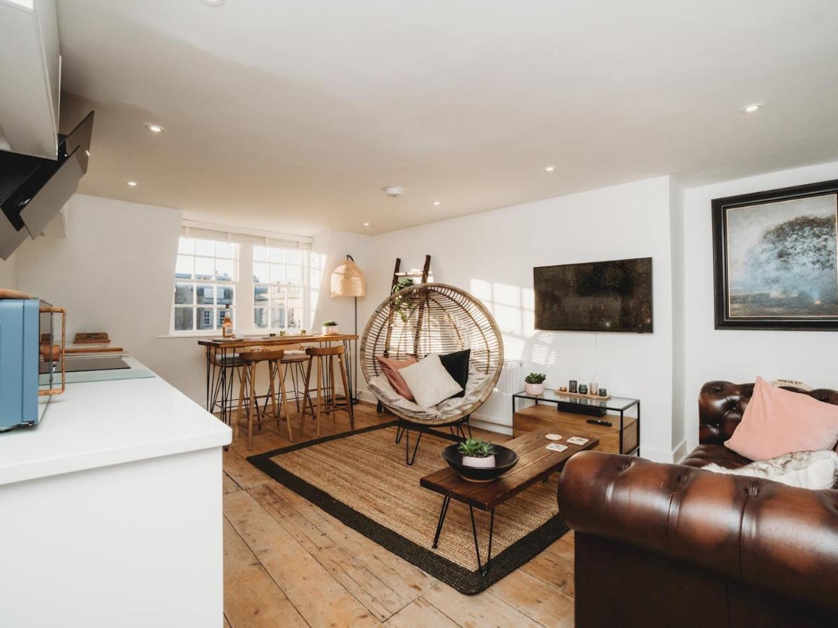 Pass The Keys Stylish 2 Bed Eco Flat In The Heart Of Bath Exterior foto