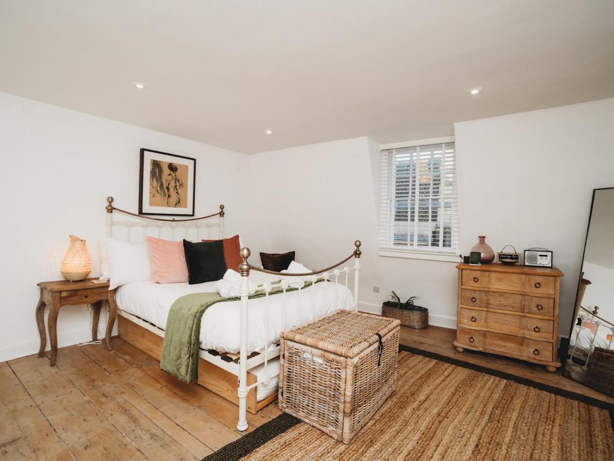 Pass The Keys Stylish 2 Bed Eco Flat In The Heart Of Bath Exterior foto