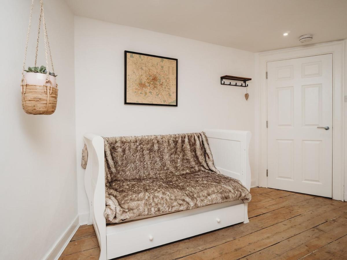 Pass The Keys Stylish 2 Bed Eco Flat In The Heart Of Bath Exterior foto